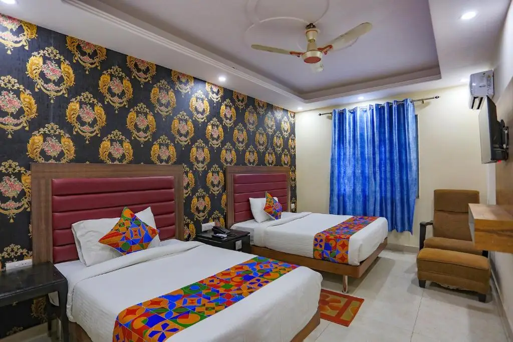 Нью-Дели: FabHotel Gross Inn Suites