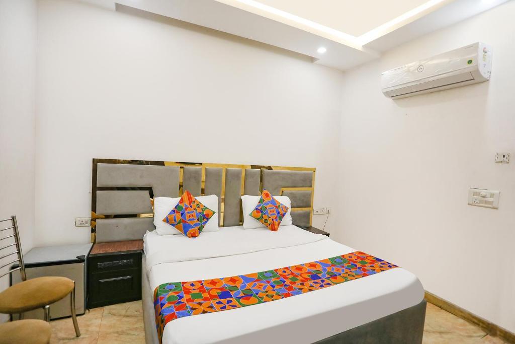 Нью-Дели: FabHotel Royal Mirage I