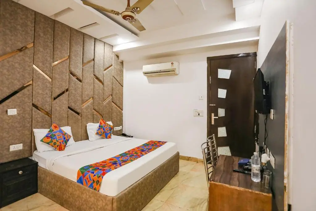 Нью-Дели: FabHotel Royal Mirage I