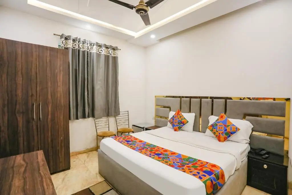 Нью-Дели: FabHotel Royal Mirage I