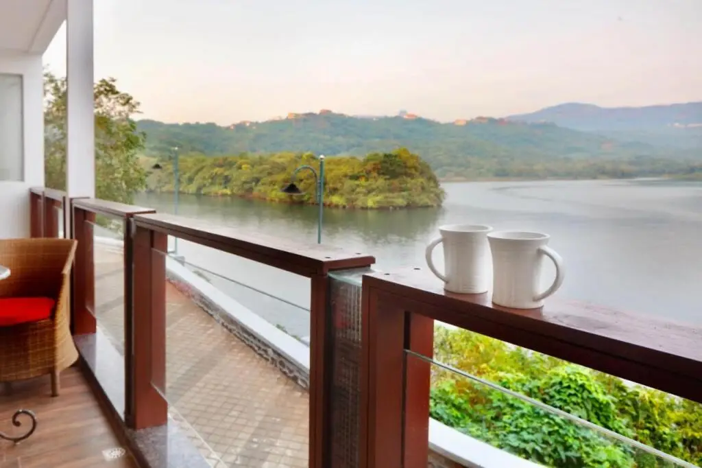 Хандала: Juvana Resort & Spa , Aamby Valley City, Lonavala