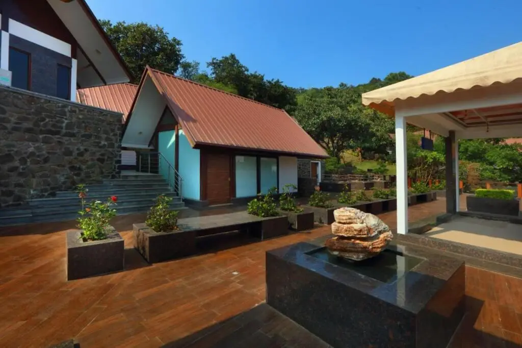 Хандала: Juvana Resort & Spa , Aamby Valley City, Lonavala
