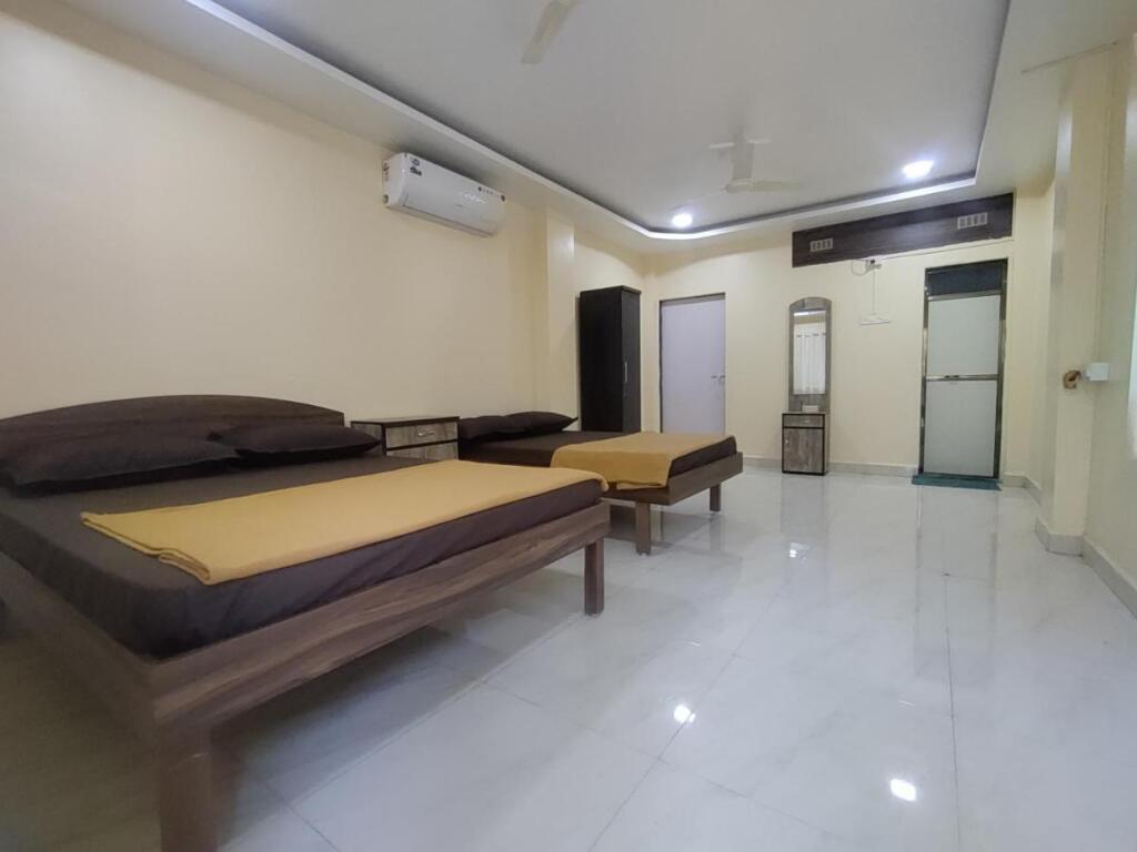 Киим: Opulence Resort Varsoli Alibaug