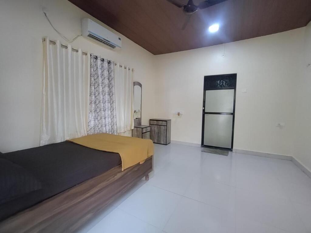 Киим: Opulence Resort Varsoli Alibaug