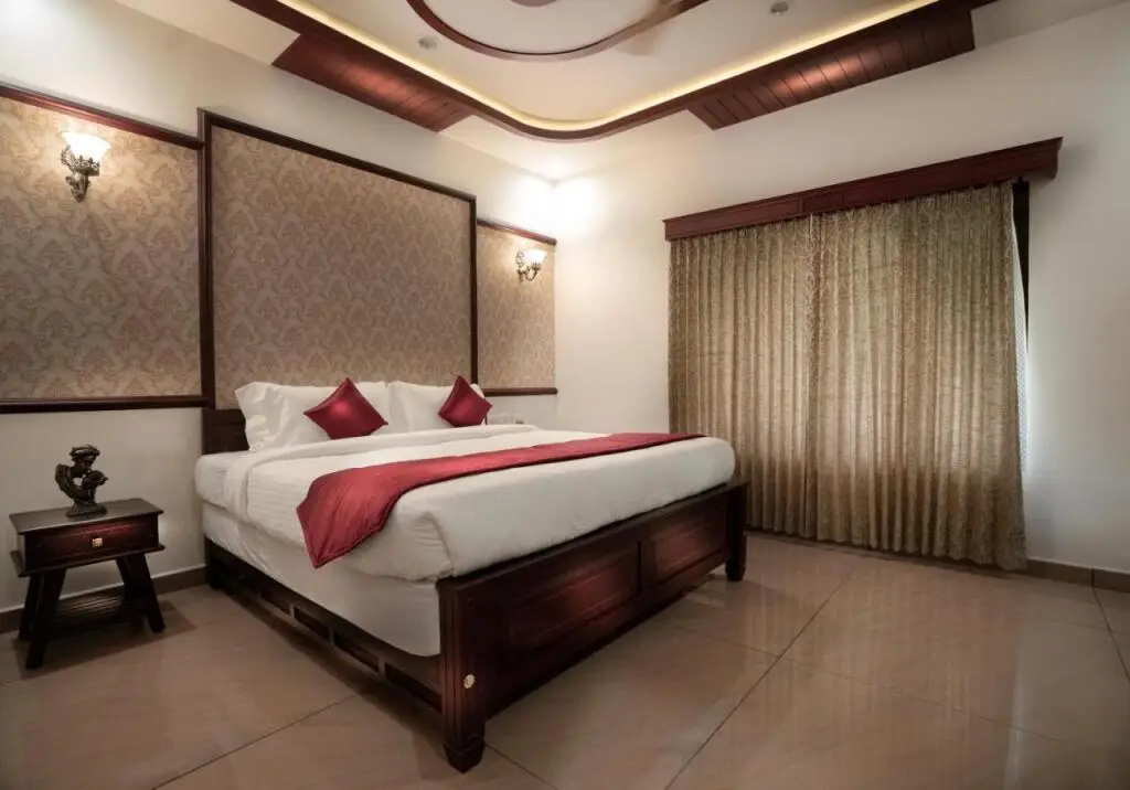 Султан-Батери: Wayanad Mace Mansion