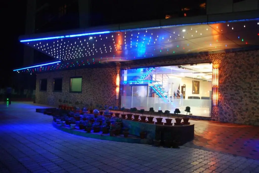 Wingston A Treehouse Hotel, Mathura — фото 1