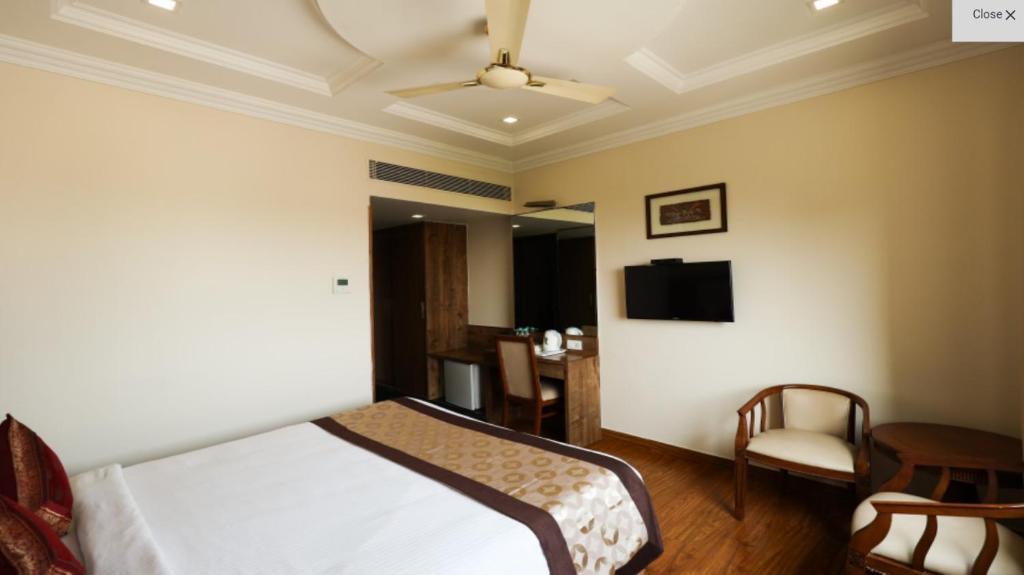 Матхура: Wingston A Treehouse Hotel, Mathura