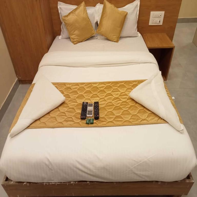 Мумбаи: Hotel New Sarah Inn, Andheri West