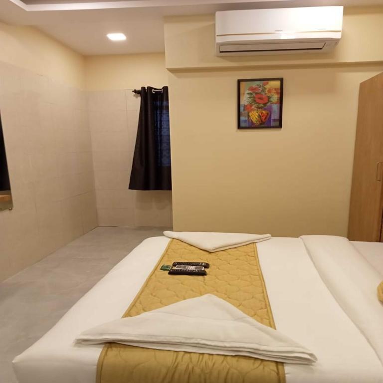 Мумбаи: Hotel New Sarah Inn, Andheri West
