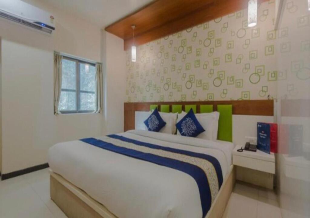 Мумбаи: Hotel Elite Continental- Near Mumbai International Airport Andheri East