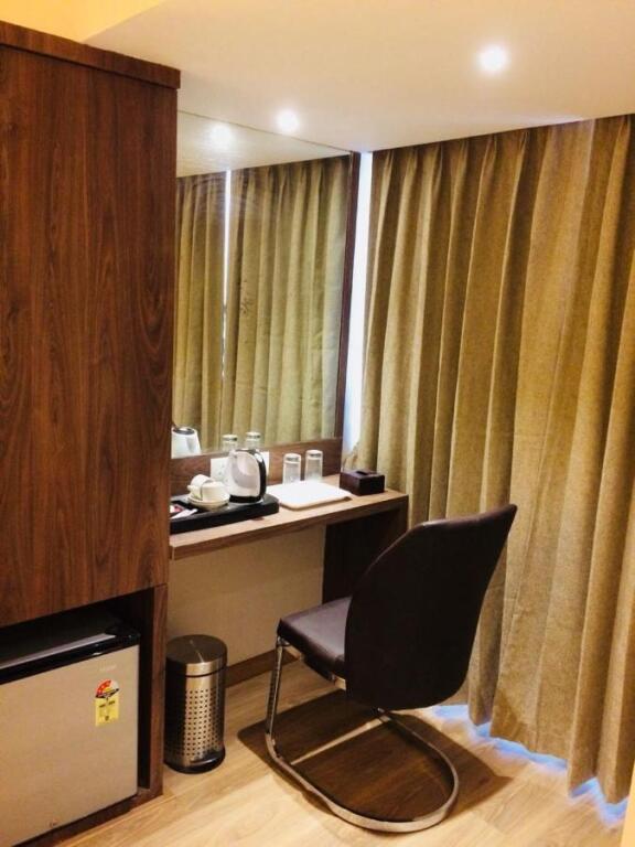 Мумбаи: The Aarya A Smart Business Hotel