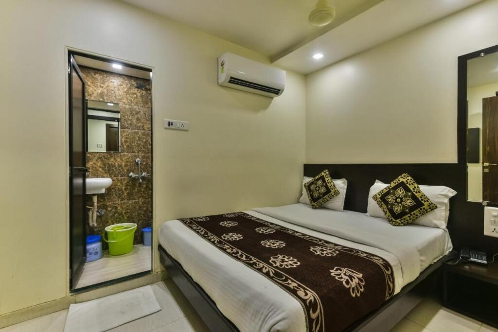 Мумбаи: Hotel Guestinn Residency