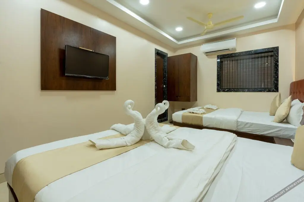 Мумбаи: Hotel Empire - Near International Airport