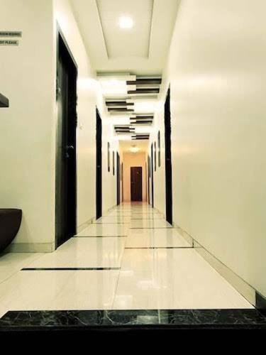 Мумбаи: Hotel Amfahh by WB Inn