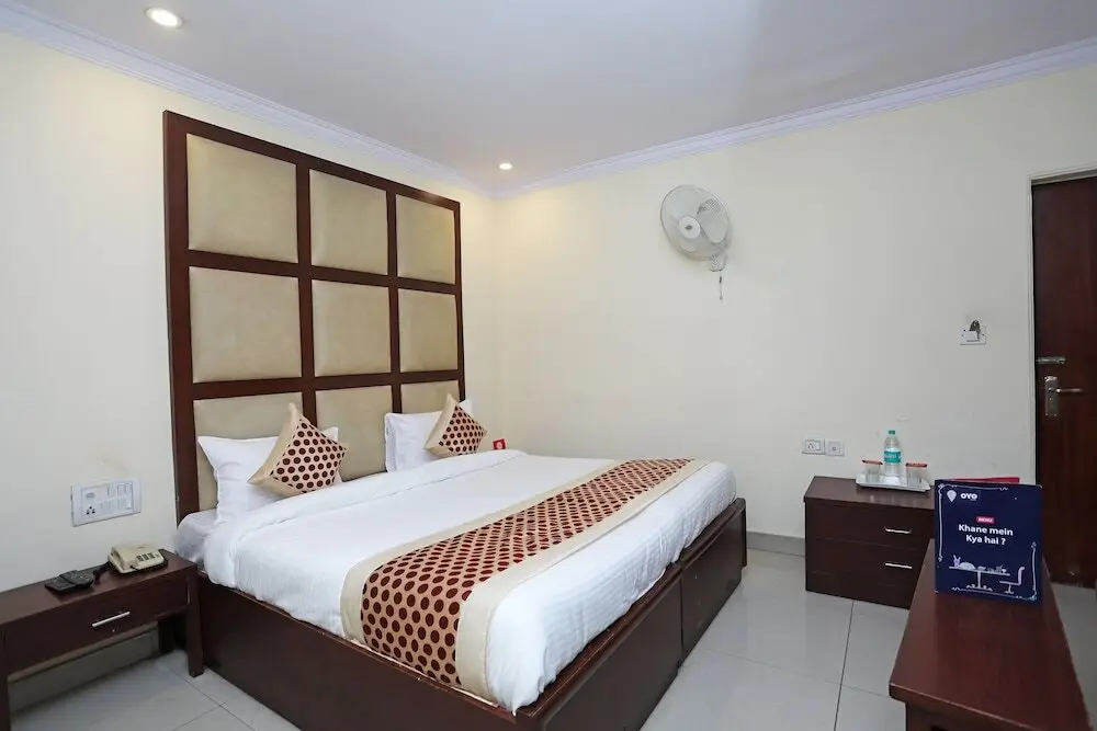 Нью-Дели: Capital O 10750 Hotel Vivek