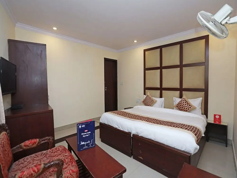 Нью-Дели: Capital O 10750 Hotel Vivek
