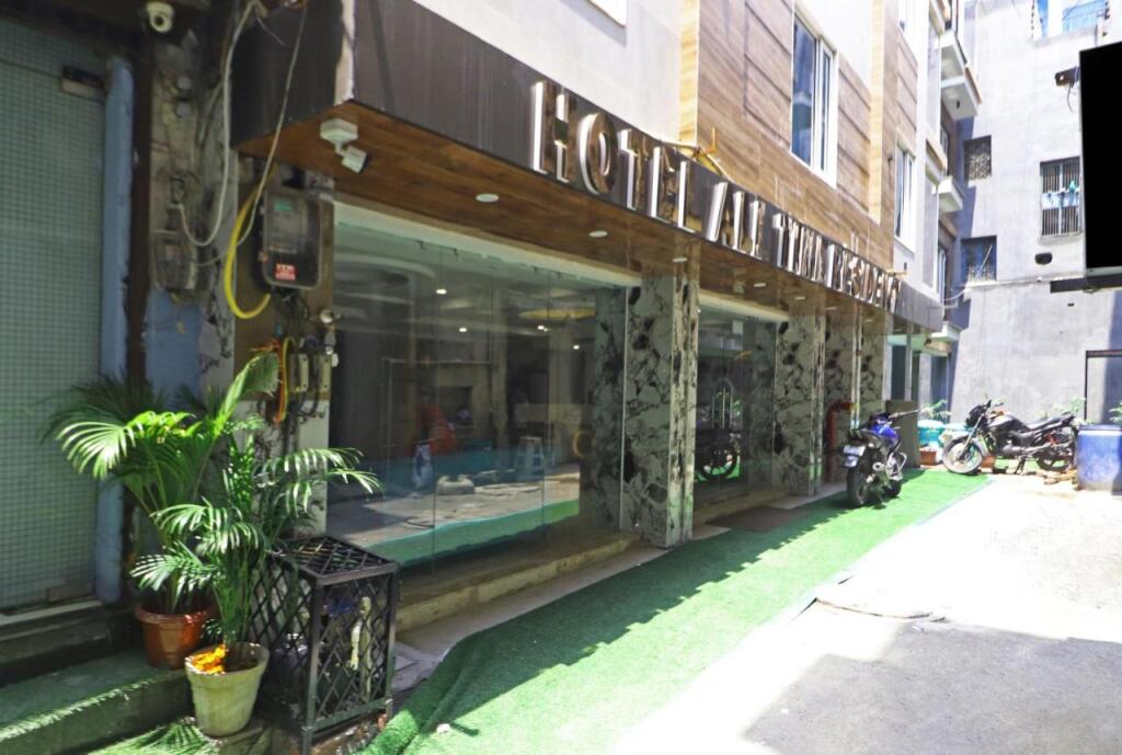 Нью-Дели: Hotel all time residency New  Delhi
