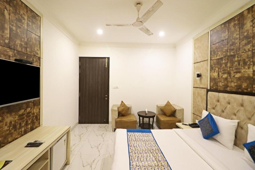 Нью-Дели: Hotel Almora Delhi Airport