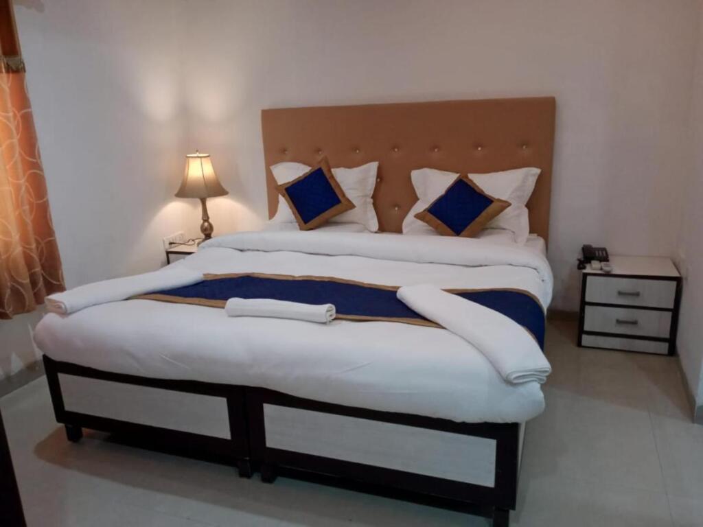 Нью-Дели: OYO 86155 Hotel Shyam(DEL3613)