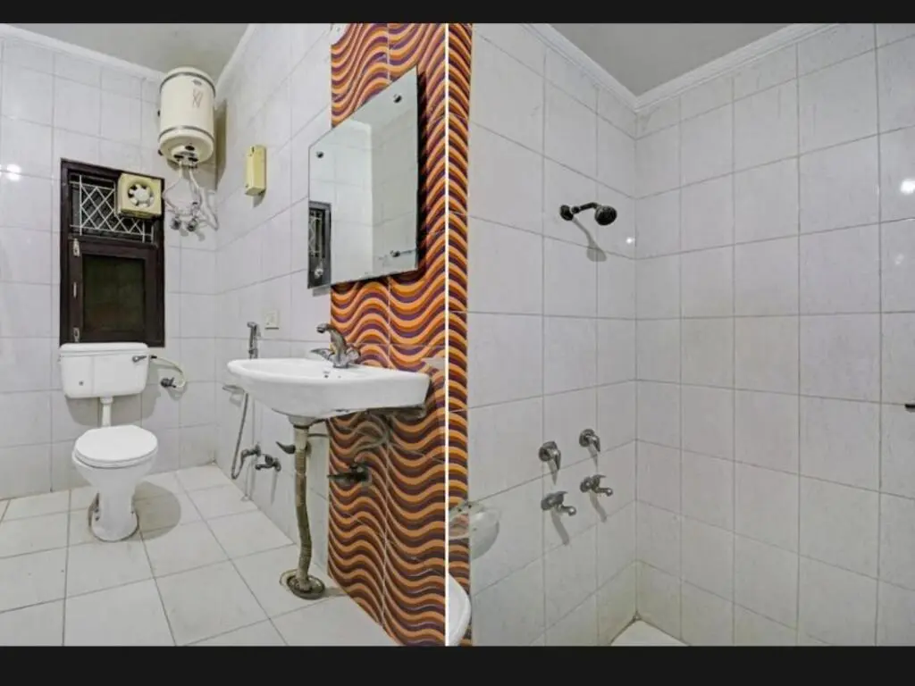Нью-Дели: OYO 86155 Hotel Shyam(DEL3613)