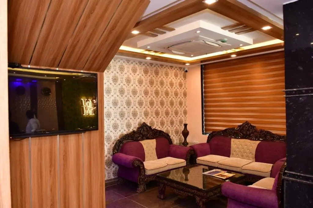 Нью-Дели: Hotel Royal inn igi