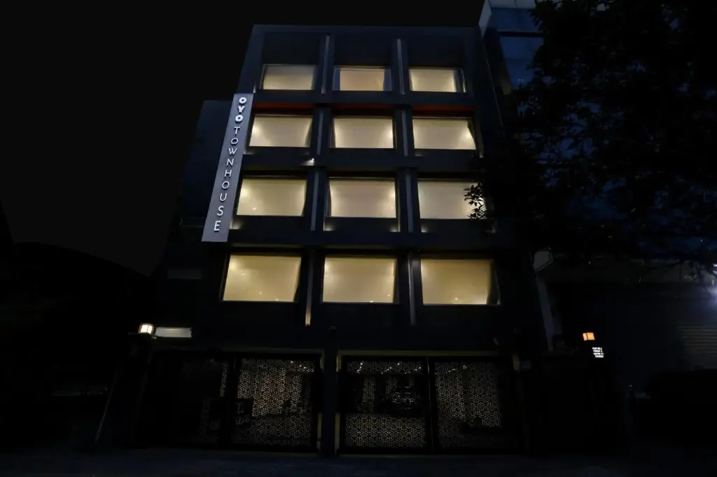 Нью-Дели: Townhouse Aerosky Grand Near Dwarka Sector 21 Metro Station
