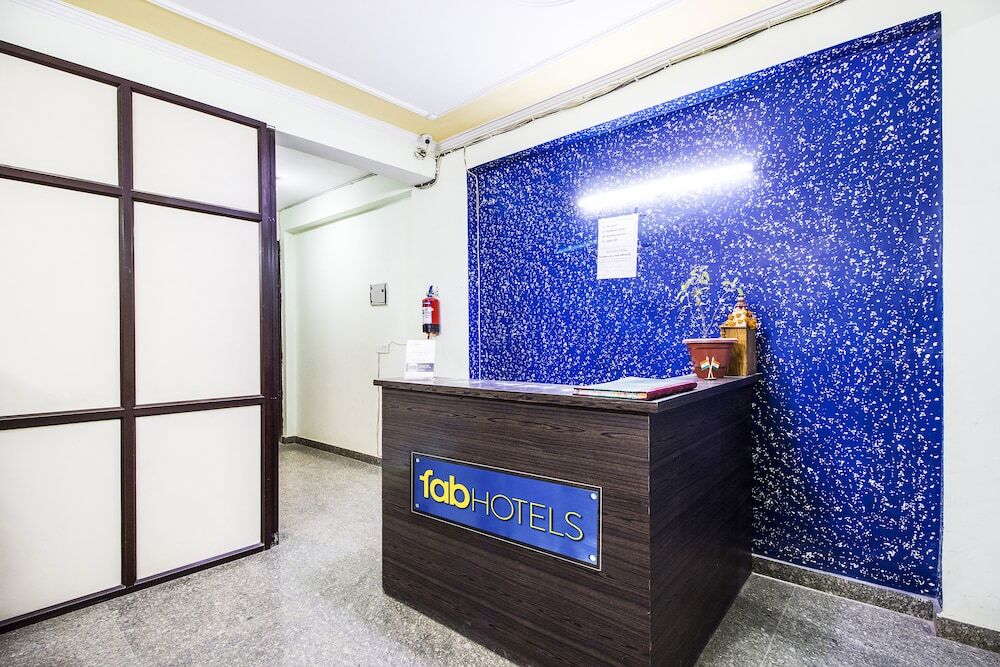 Нью-Дели: Airport Hotel Parikshit Palace