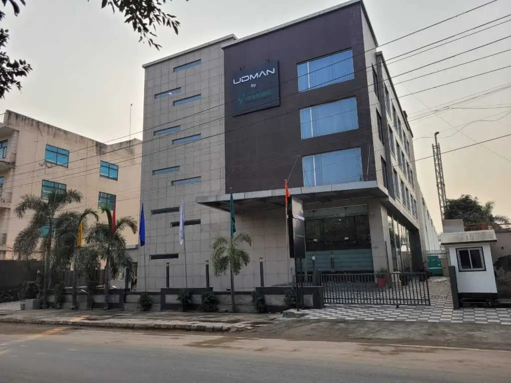 Udman By Ferns N Petals, Chattarpur — фото 1