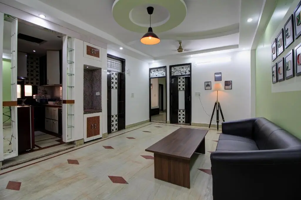OYO Home 78803 Elegant Studio Rohini — фото 1