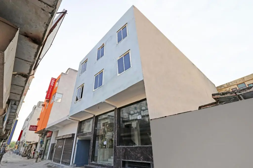 Нью-Дели: Townhouse 688 Hotel Tark Inn
