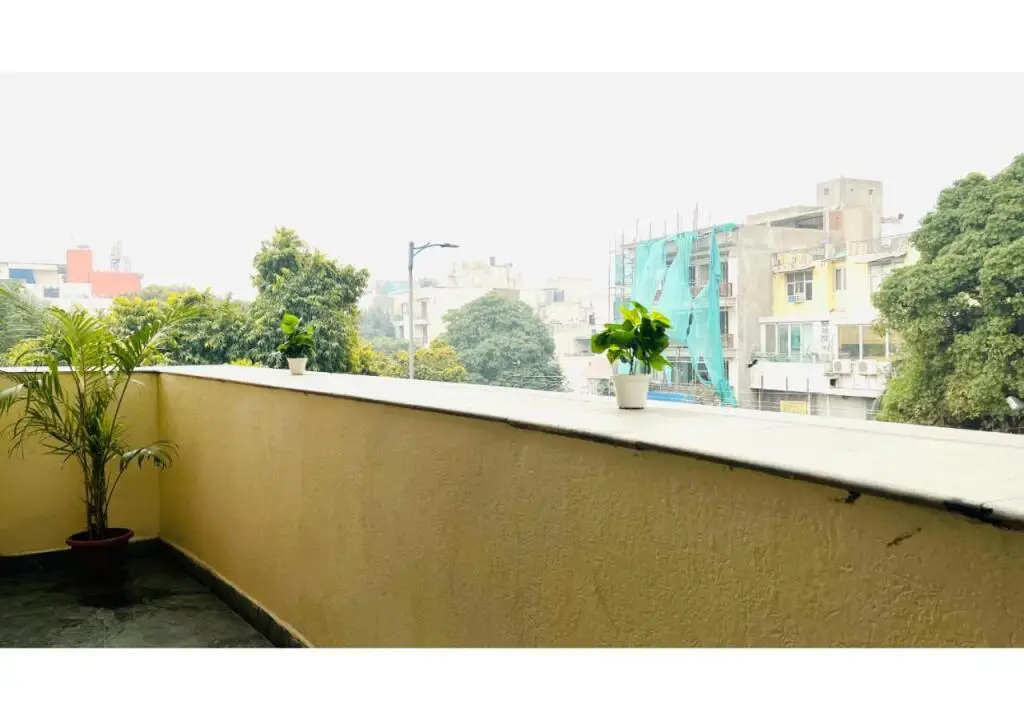 Bluo 2bhk - M Block Mkt Greater Kailash — фото 1