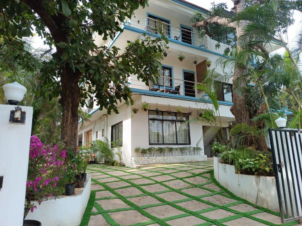 Blue Jay Guest house — фото 1