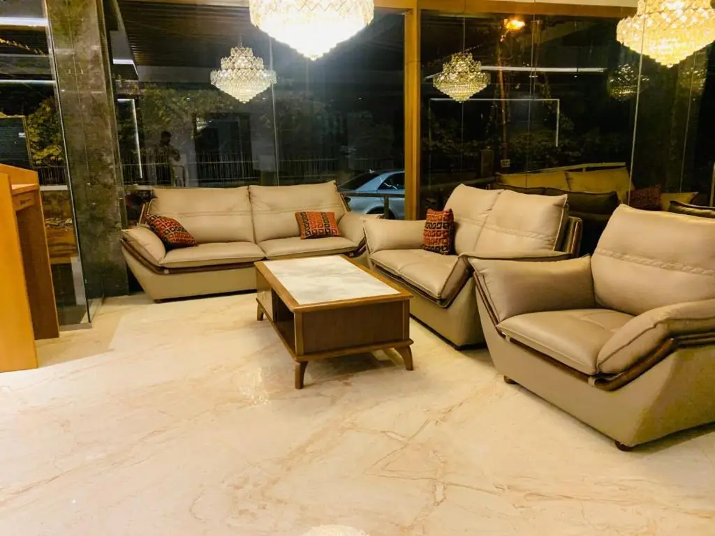 Триссур: MothiMahal Residency Thrissur