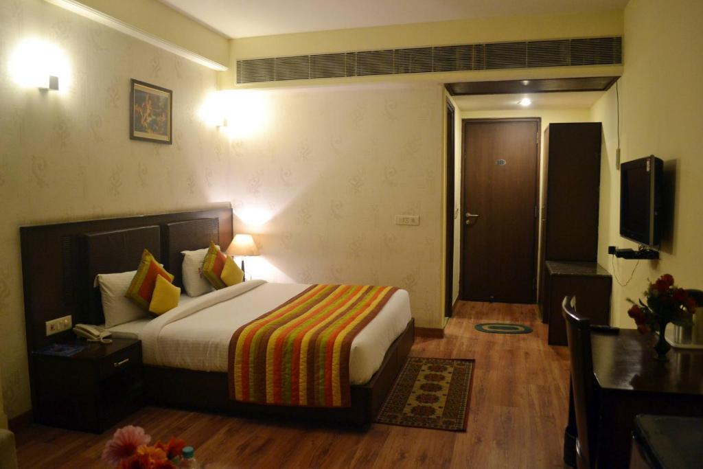 Нью-Дели: Hotel Lotus Delhi Airport