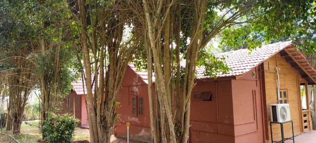 Султан-Батери: George's Cottages & Resorts