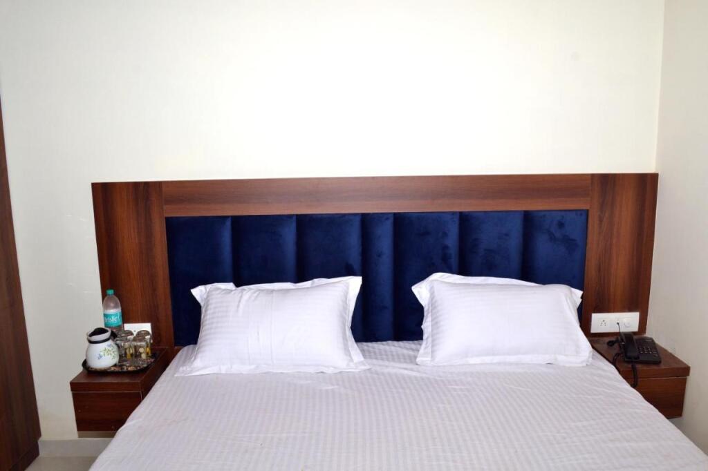 Нью-Дели: OYO 80949 Hotel Glace