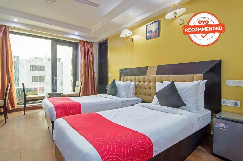 Townhouse 909 Hotel The Bluemoon — фото 1