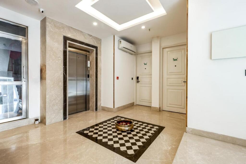 Нью-Дели: Mayur Hotel at CR Park New Delhi
