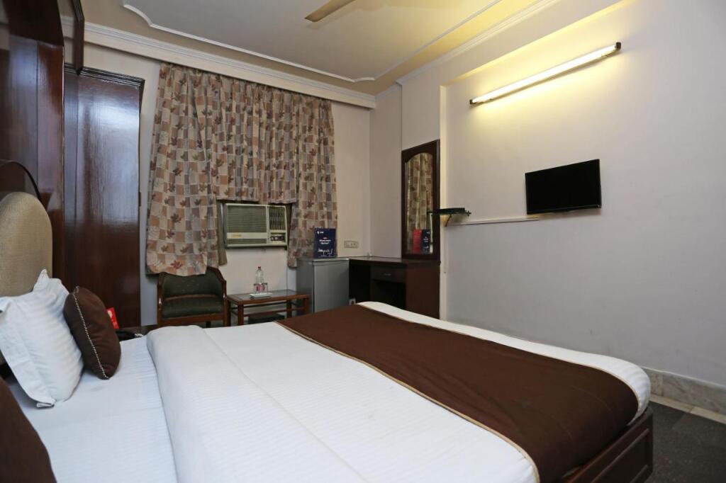 Нью-Дели: Hotel Gold Palace