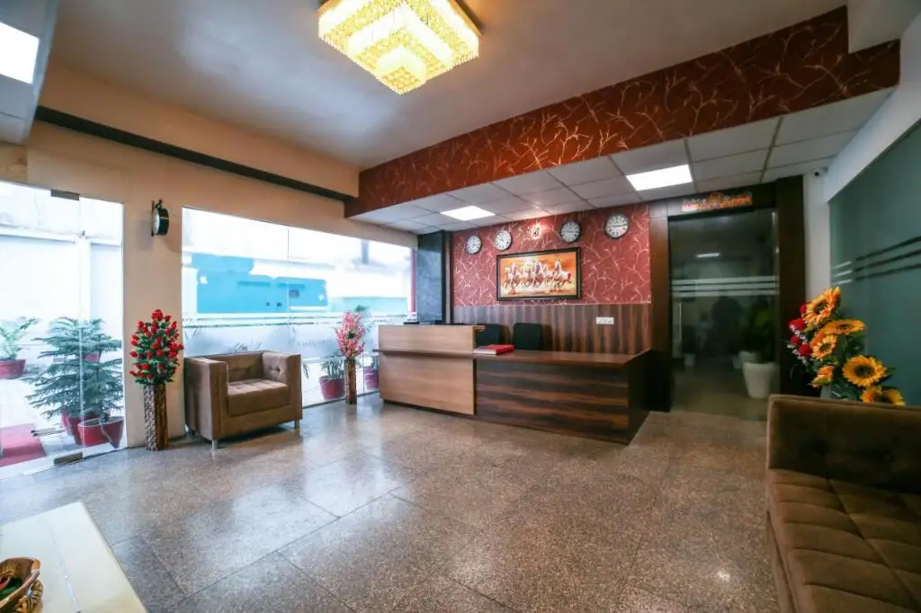 Нью-Дели: Hotel Grand Regency