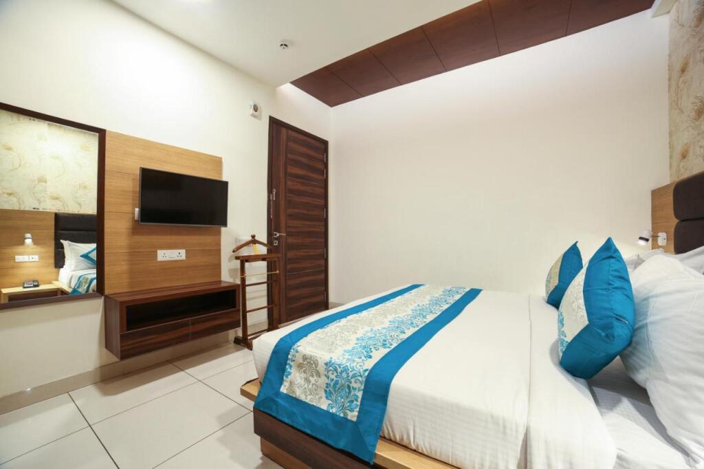 Нью-Дели: Hotel Grand Regency