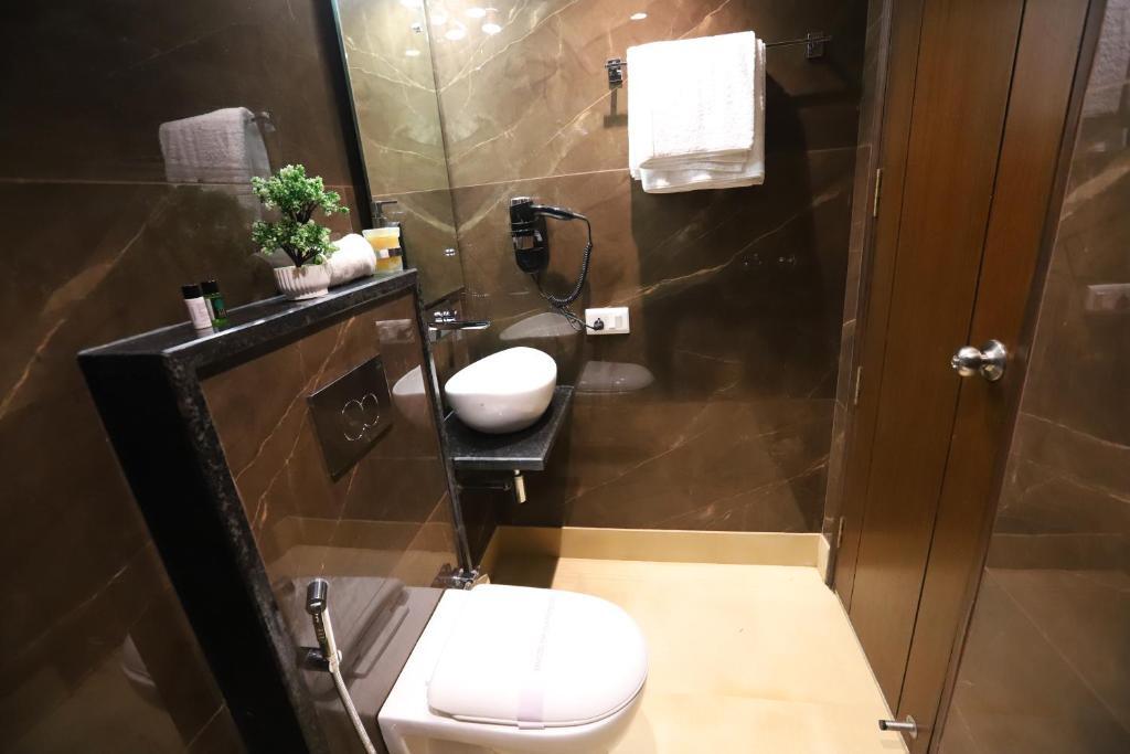 Нью-Дели: Hotel Azulo Inn Bhikaji Cama Place Delhi - Couple Friendly Local IDs Accepted