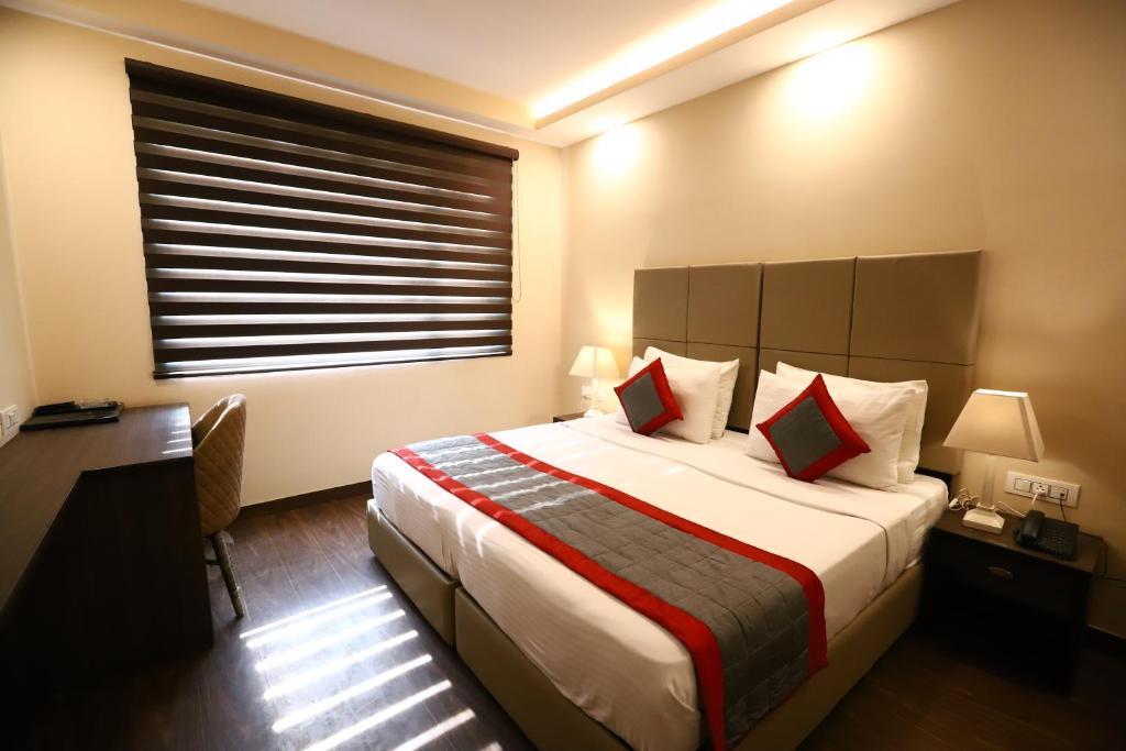 Нью-Дели: Hotel Azulo Inn Bhikaji Cama Place Delhi - Couple Friendly Local IDs Accepted