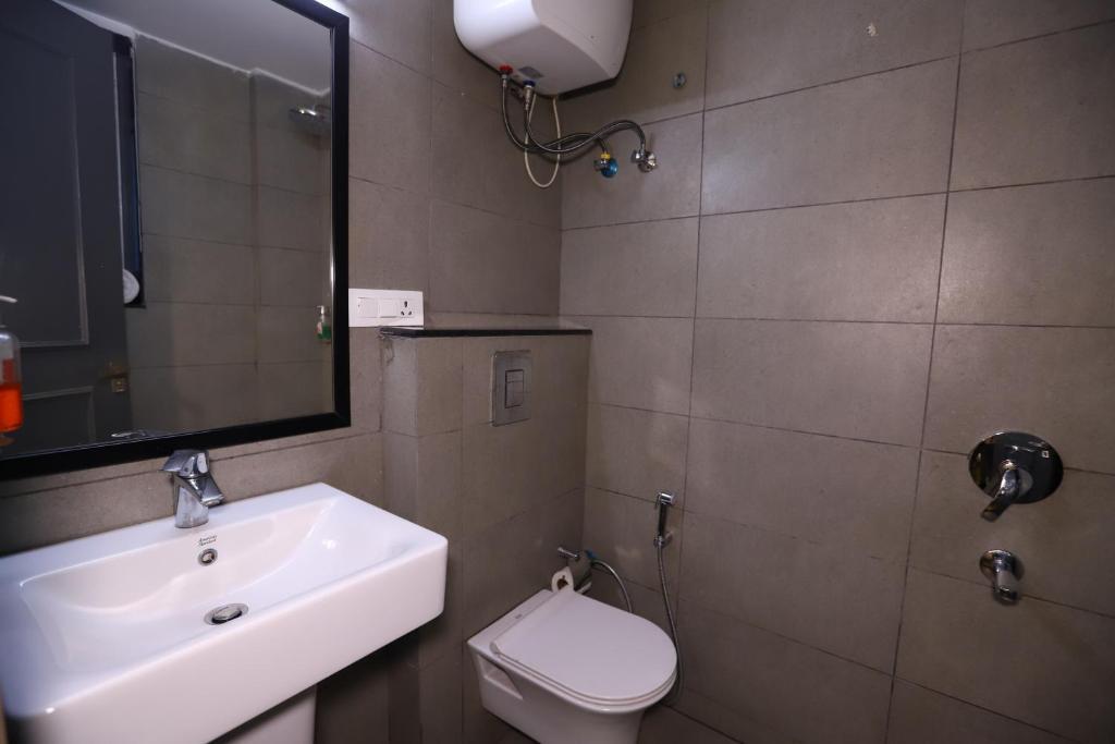 Нью-Дели: Hotel Azulo Inn Bhikaji Cama Place Delhi - Couple Friendly Local IDs Accepted