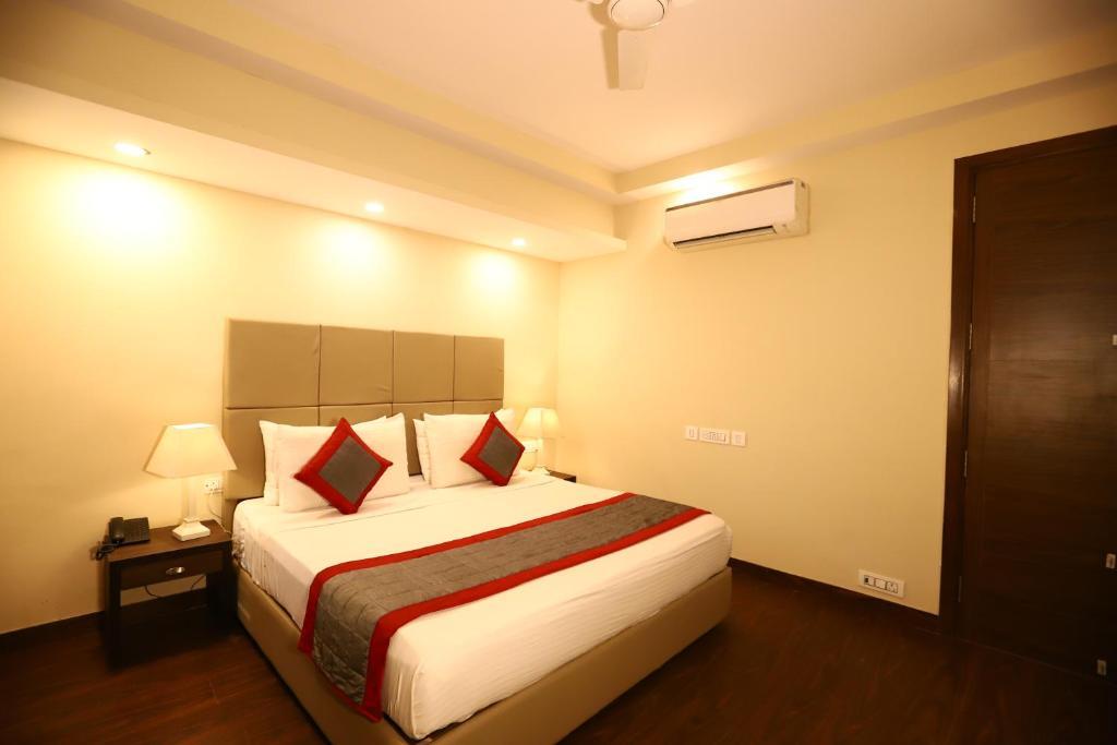 Нью-Дели: Hotel Azulo Inn Bhikaji Cama Place Delhi - Couple Friendly Local IDs Accepted