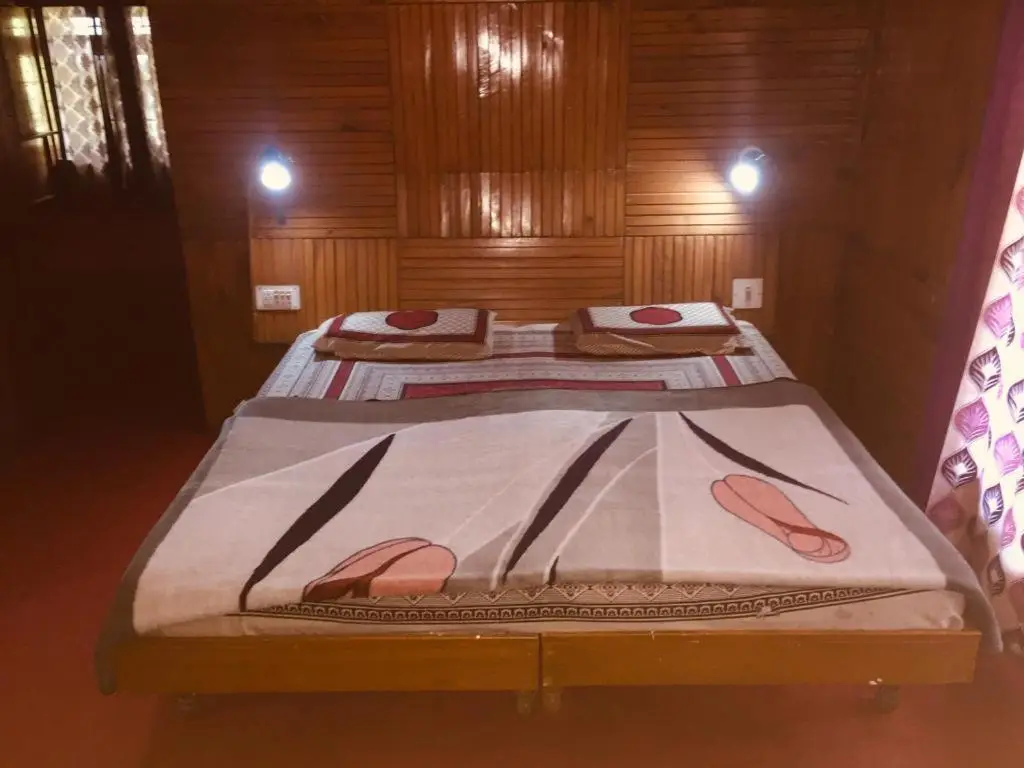Манали: Sunrise Hostel and Stay