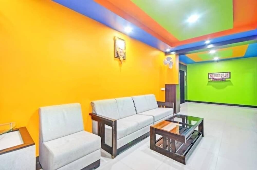 Коимбатур: PPH Living Tricolours