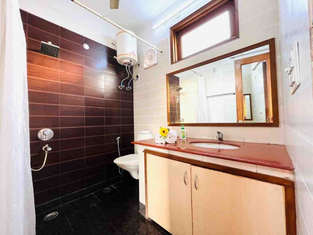 Нью-Дели: BluO Classic 1BHK - Defence Colony Market