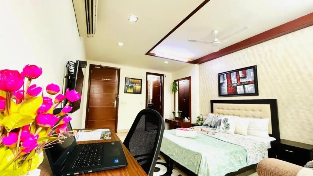 Нью-Дели: Bluo Cozy Studio With Balcony - Green Park Hkv