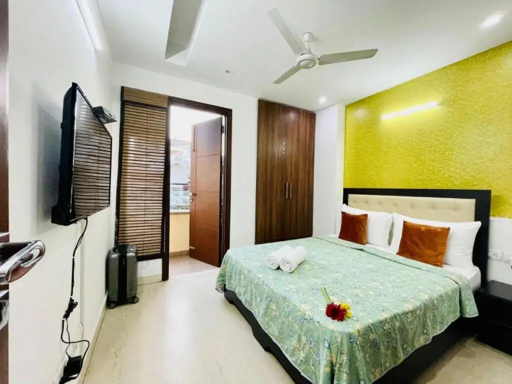 Нью-Дели: BluO 1BHK Select Citywalk MAX Saket, Balcony Lift